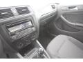 Black - Jetta S Sedan Photo No. 14
