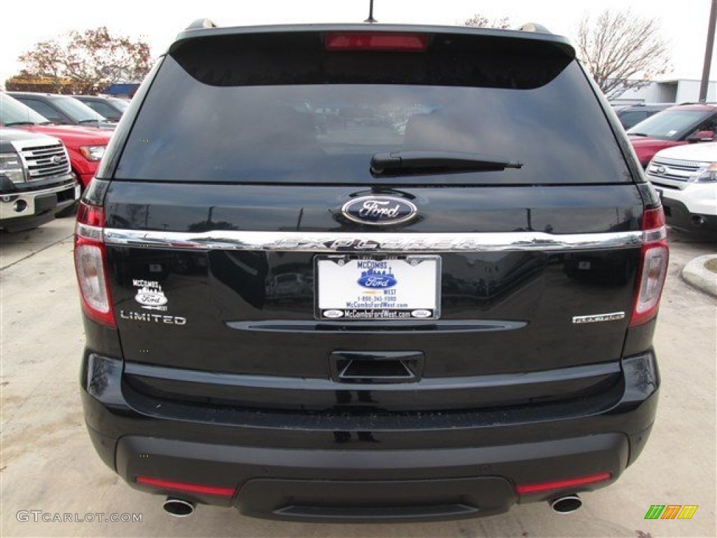 2014 Explorer XLT - Tuxedo Black / Medium Light Stone photo #4