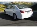 2014 Super White Toyota Camry Hybrid XLE  photo #3