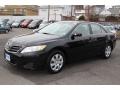 Black - Camry  Photo No. 3