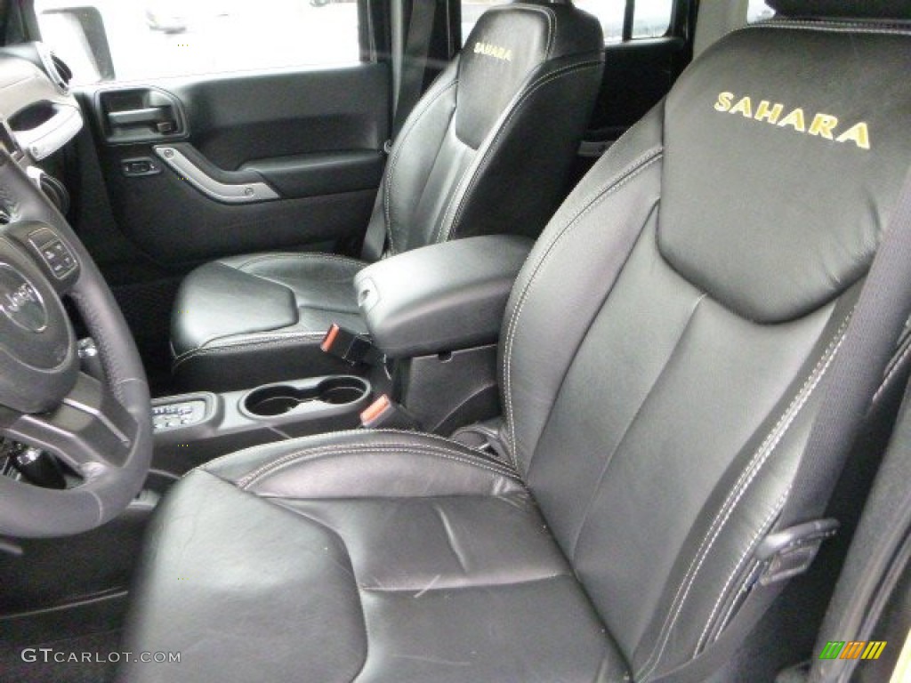 Black Interior 2013 Jeep Wrangler Unlimited Sahara 4x4 Photo #89341756