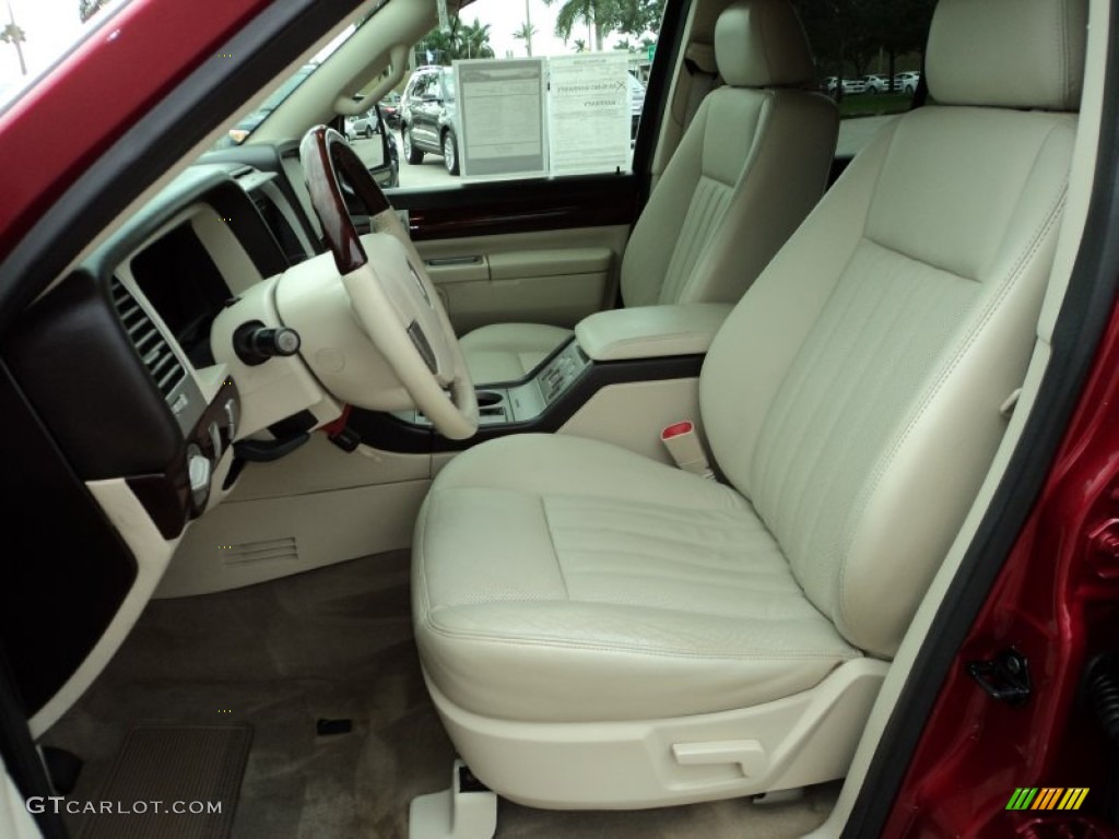 2003 Lincoln Aviator Luxury Front Seat Photos