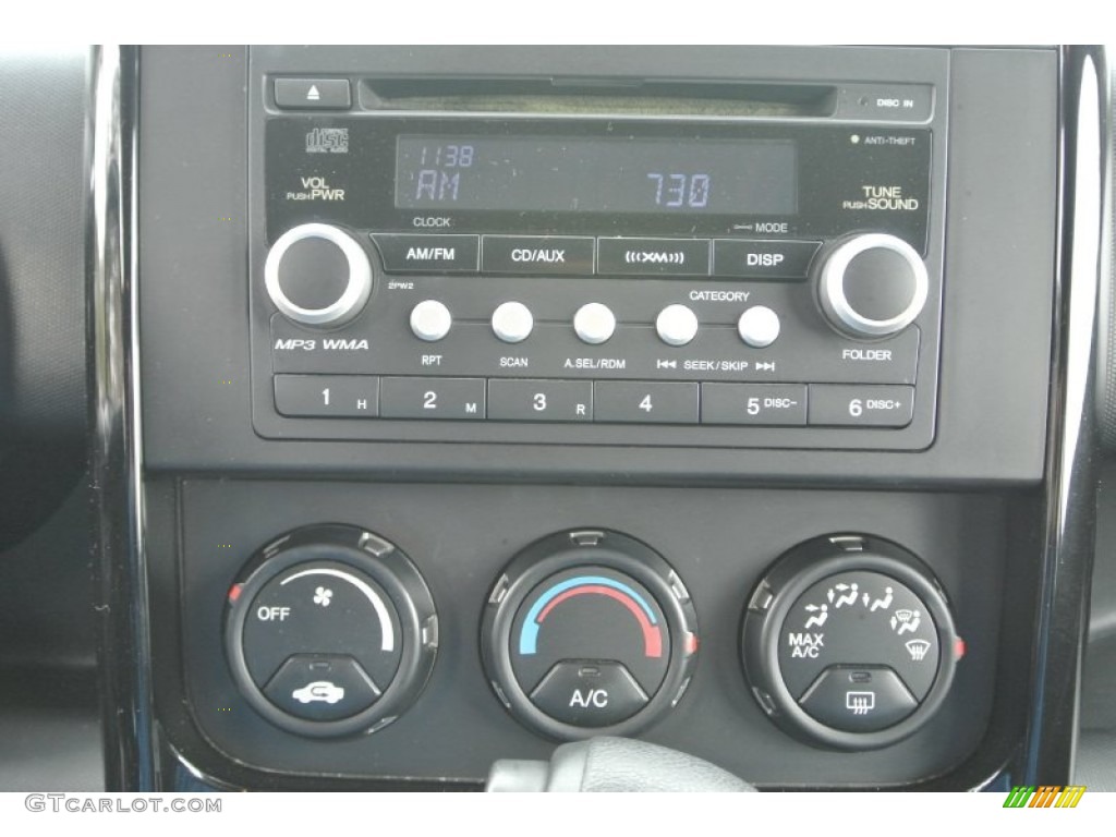2009 Honda Element SC Controls Photos