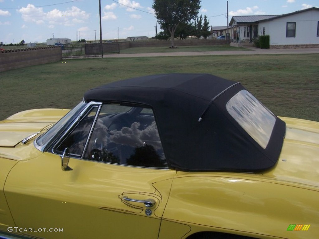 1964 Corvette Sting Ray Convertible - Yellow / Saddle photo #4