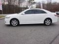Super White - Camry SE Photo No. 3