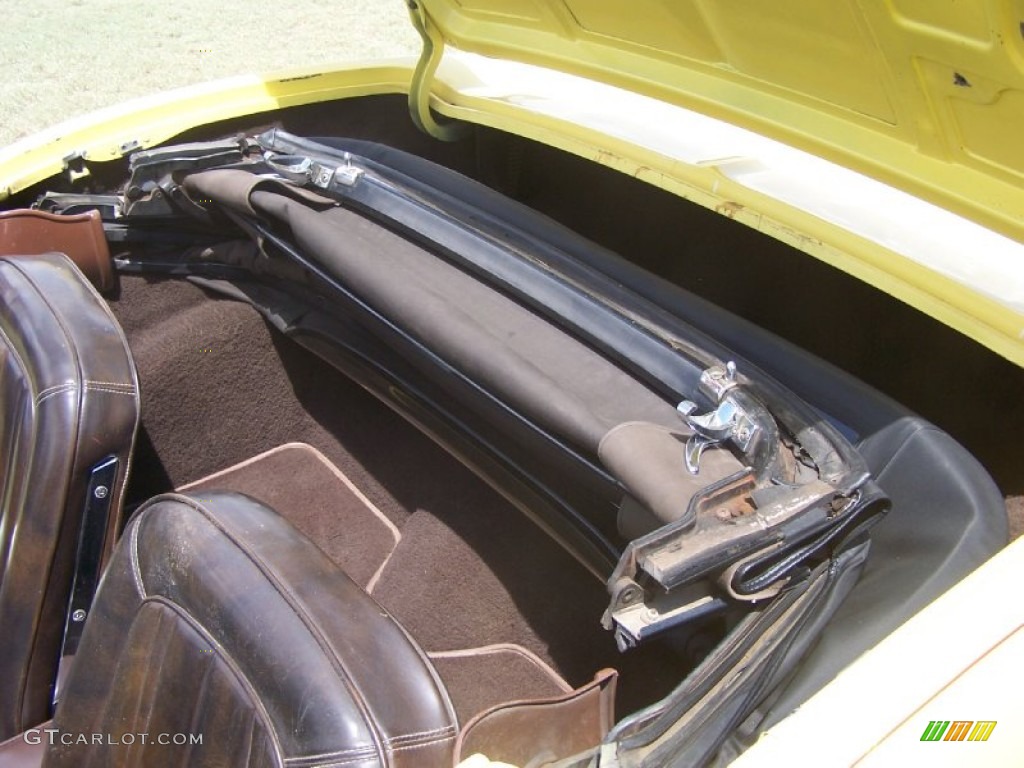 1964 Corvette Sting Ray Convertible - Yellow / Saddle photo #11
