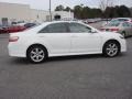 Super White - Camry SE Photo No. 8