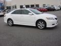 Super White - Camry SE Photo No. 9