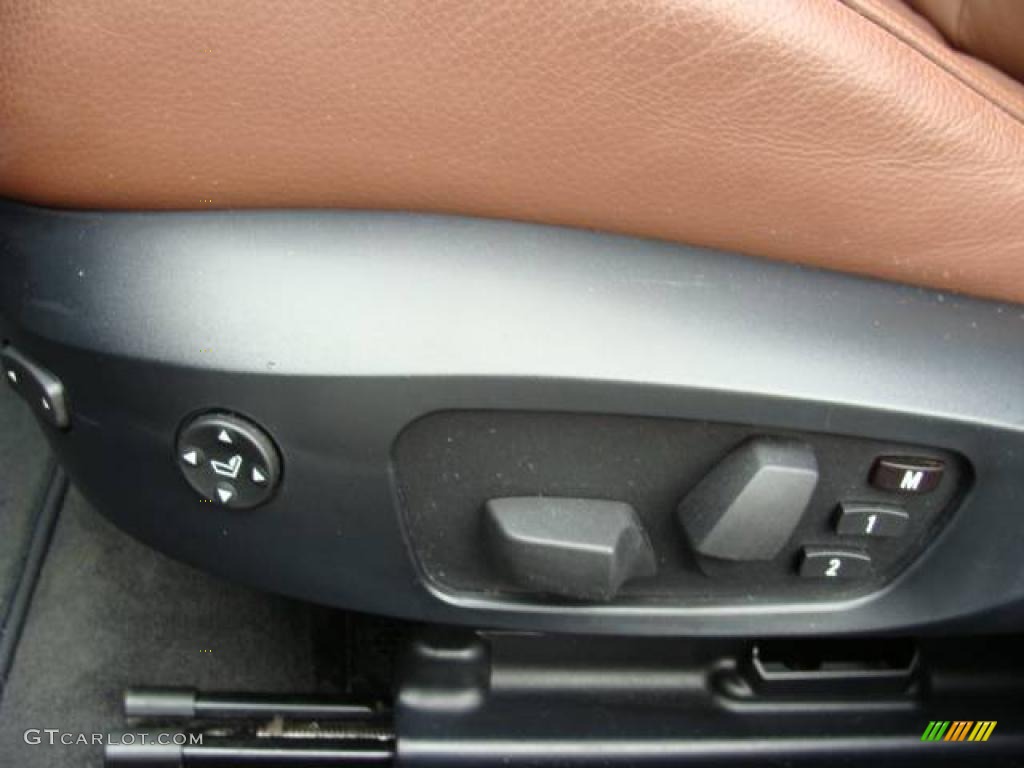 2006 3 Series 330xi Sedan - Jet Black / Terra/Black Dakota Leather photo #11