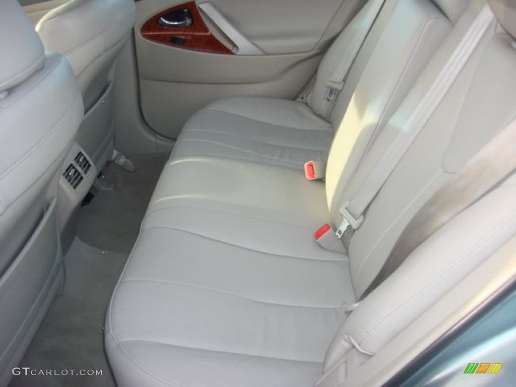 2008 Toyota Camry XLE V6 Rear Seat Photos