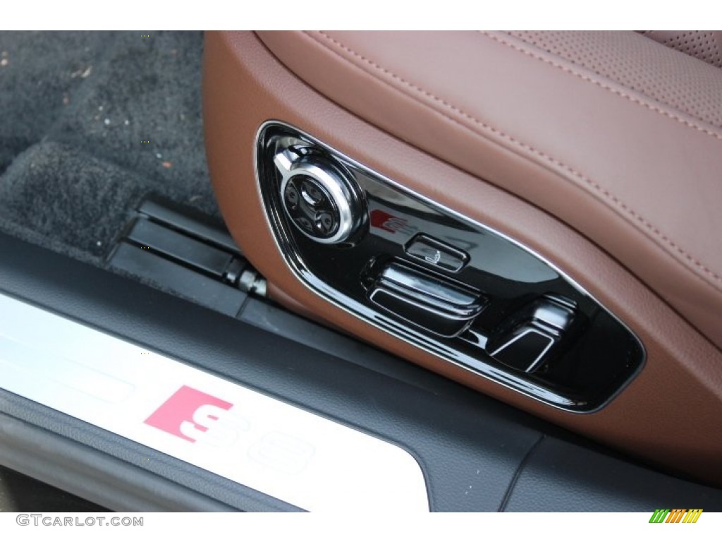 2014 Audi S8 quattro S Controls Photo #89365780