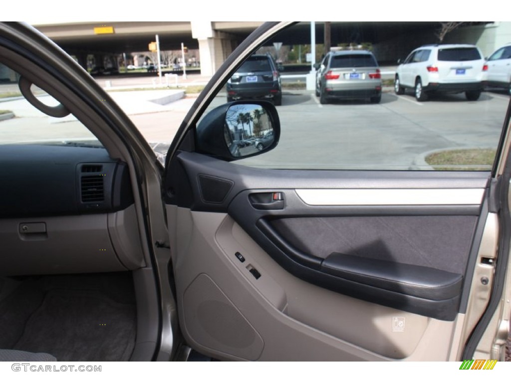 2005 4Runner SR5 - Dorado Gold Pearl / Taupe photo #15