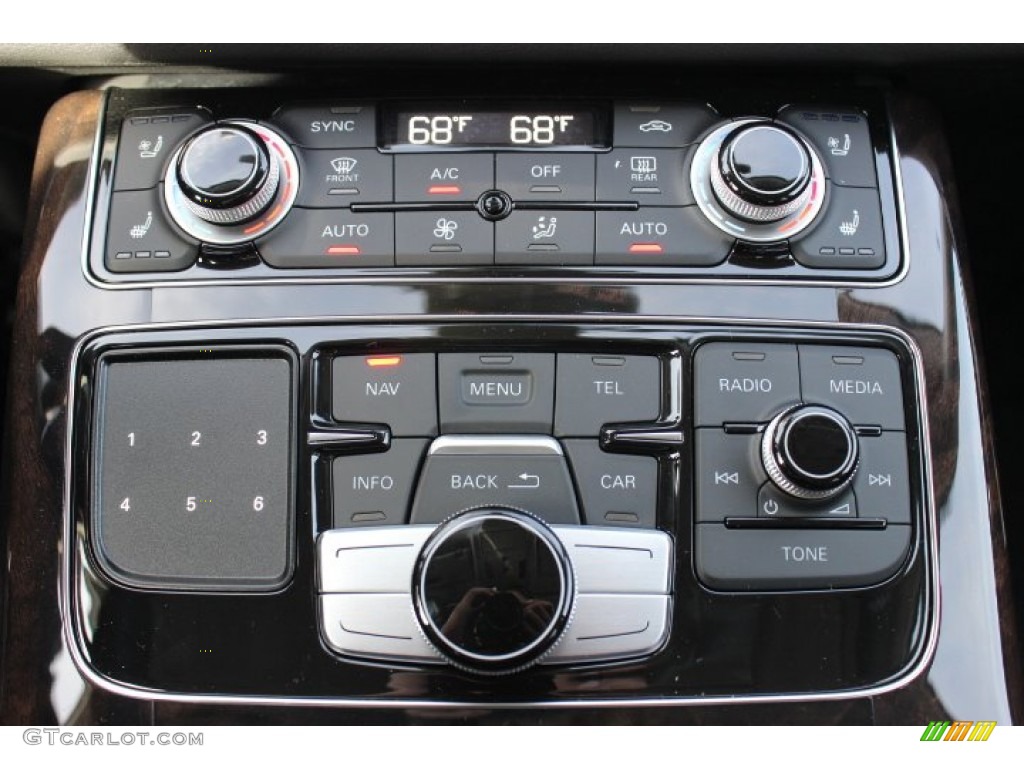2014 Audi S8 quattro S Controls Photo #89366020