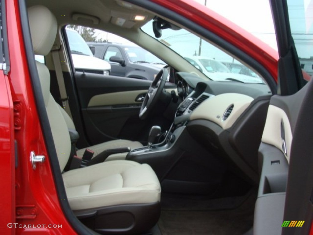 2013 Cruze LTZ/RS - Victory Red / Cocoa/Light Neutral photo #8