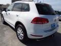 Pure White - Touareg V6 Sport 4Motion Photo No. 4