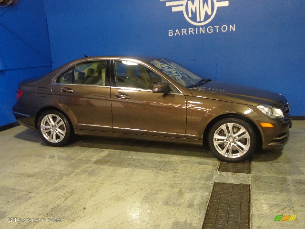 2013 C 300 4Matic Luxury - Dolomite Brown Metallic / Almond Beige photo #2