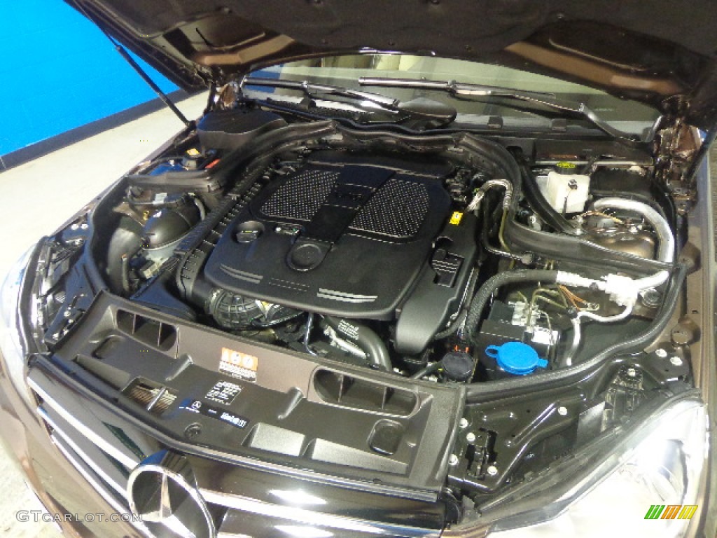 2013 C 300 4Matic Luxury - Dolomite Brown Metallic / Almond Beige photo #4