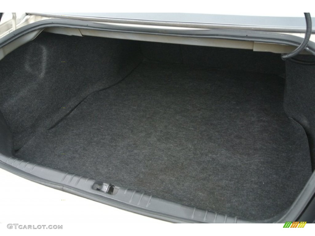 2008 Chevrolet Impala LT Trunk Photos
