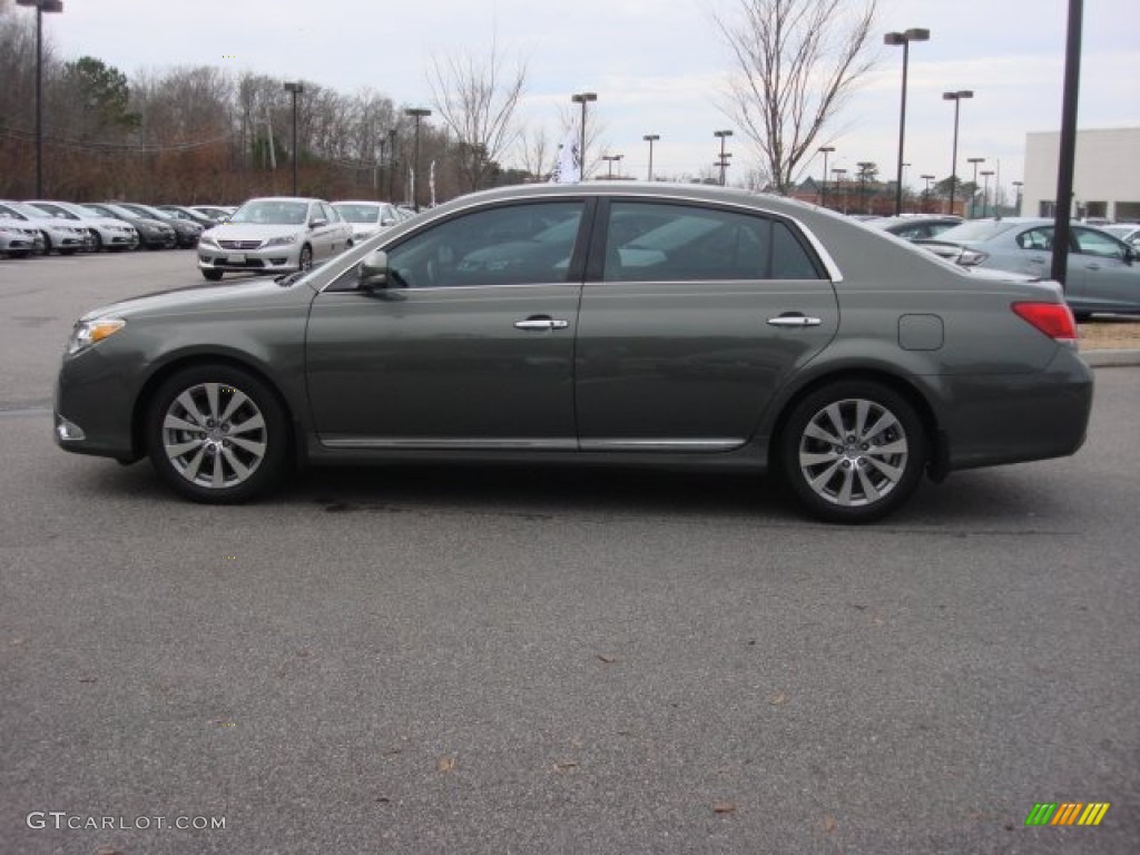 2012 Avalon Limited - Cypress Green Pearl / Light Gray photo #4