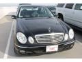 Black - E 500 Sedan Photo No. 2