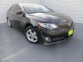 Attitude Black Metallic - Camry SE Photo No. 2