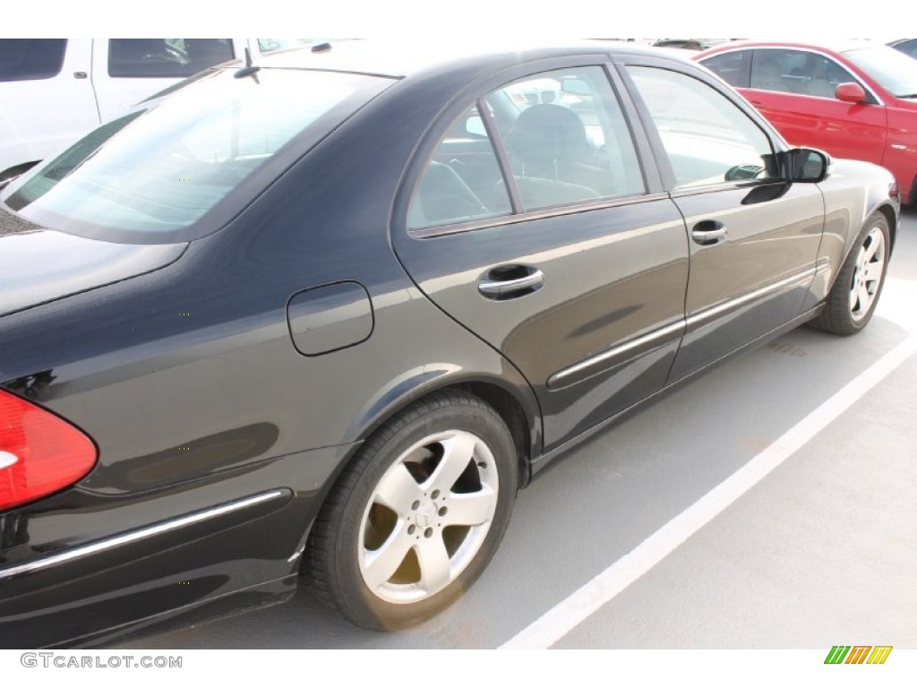 2006 E 500 Sedan - Black / Charcoal photo #9