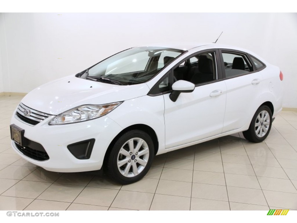 Oxford White 2012 Ford Fiesta SE Sedan Exterior Photo #89379169