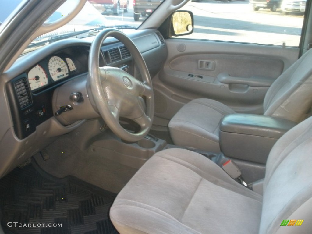 2004 Tacoma V6 PreRunner Double Cab - Black Sand Pearl / Oak photo #17