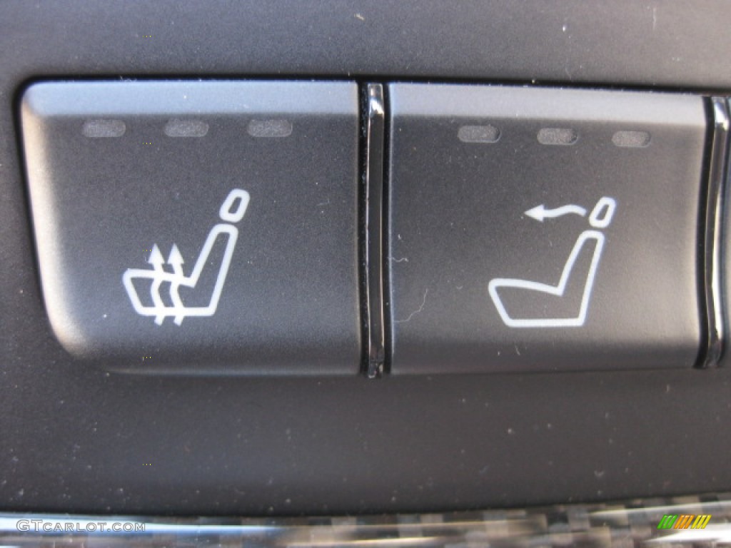 2013 Mercedes-Benz SLS AMG GT Roadster Controls Photo #89383079