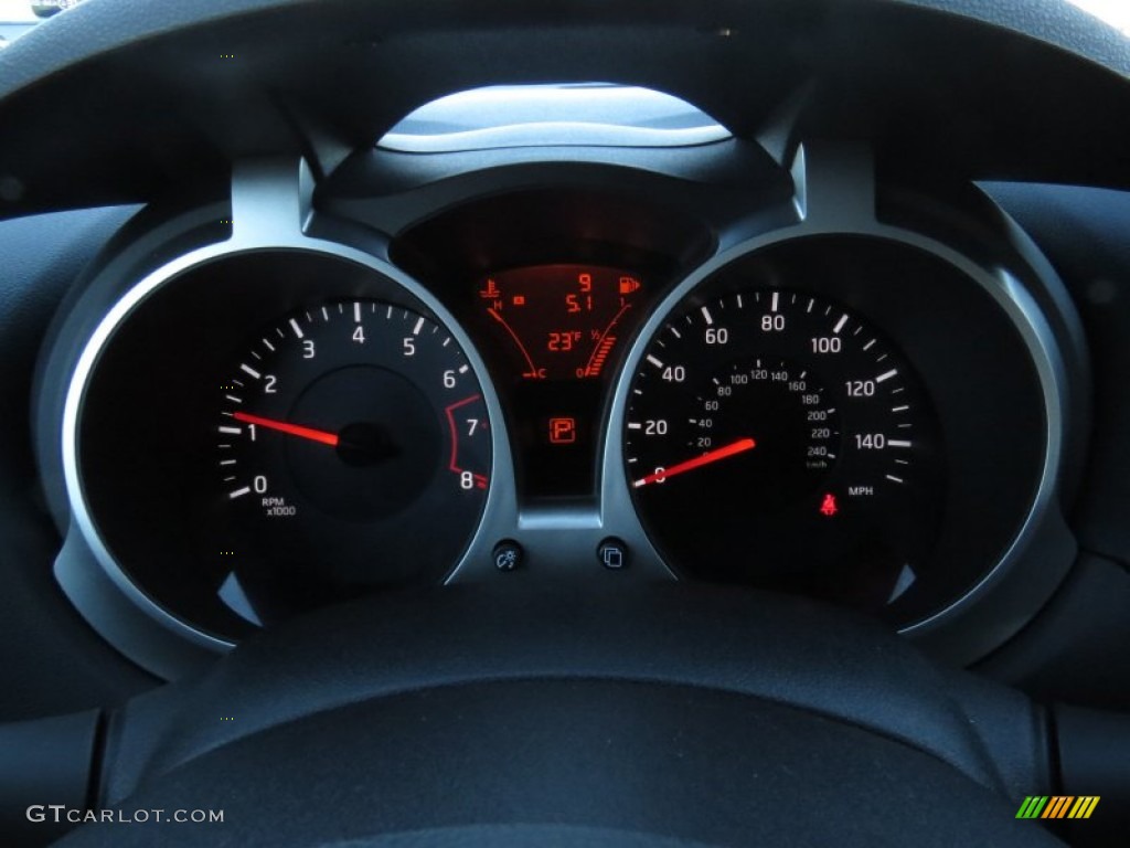 2014 Nissan Juke NISMO AWD Gauges Photo #89383167