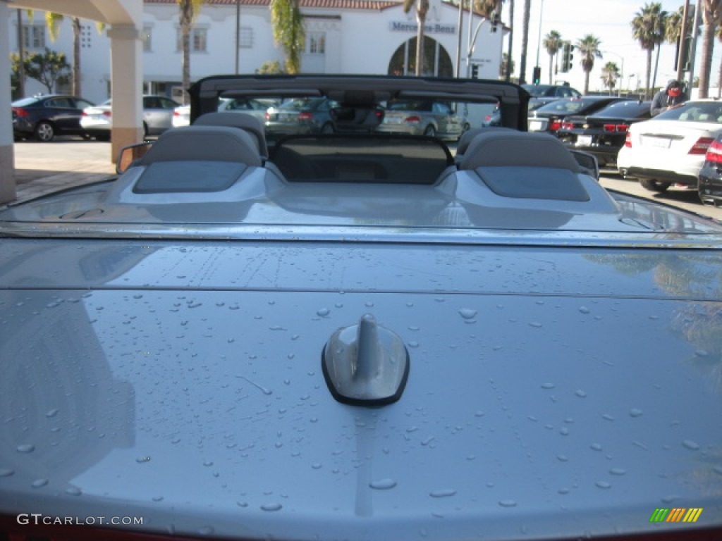 2011 E 350 Cabriolet - Iridium Silver Metallic / Ash/Dark Grey photo #21