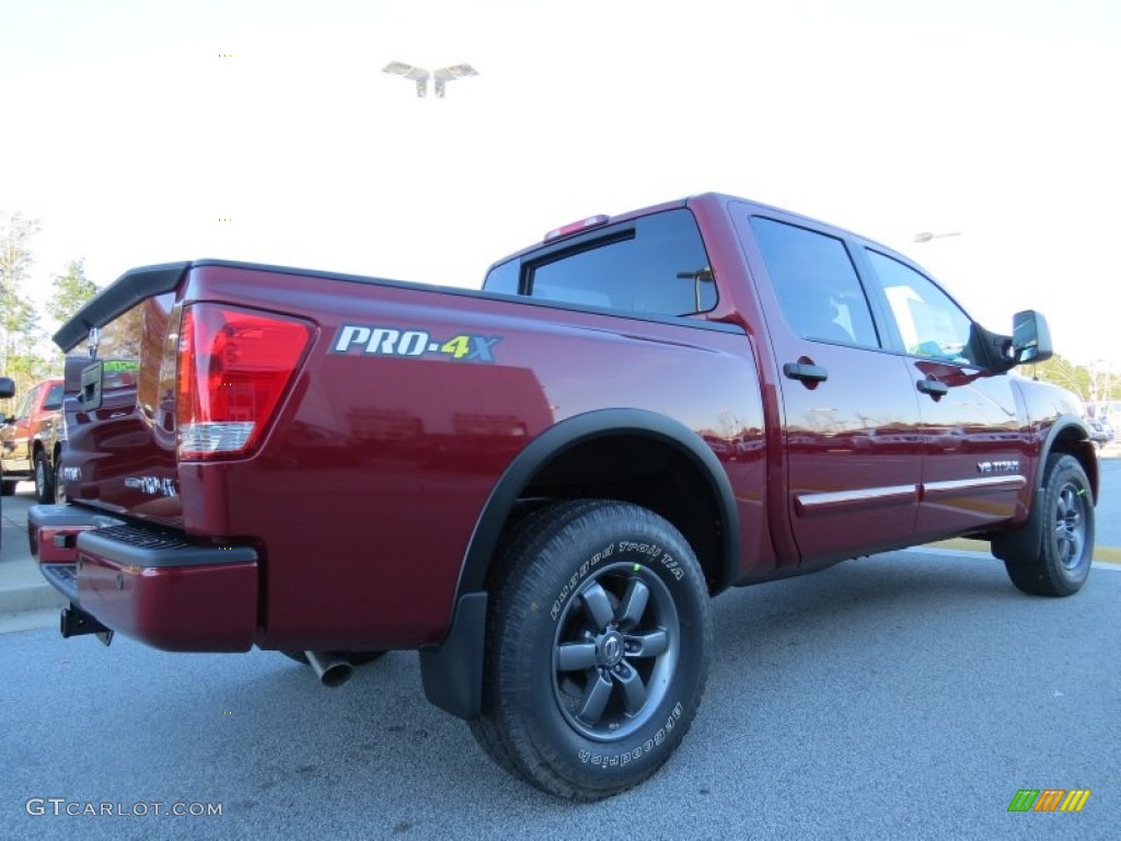 2014 Titan Pro-4X Crew Cab 4x4 - Cayenne Red / Pro-4X Charcoal photo #4