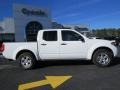 Avalanche White - Frontier SV Crew Cab Photo No. 8
