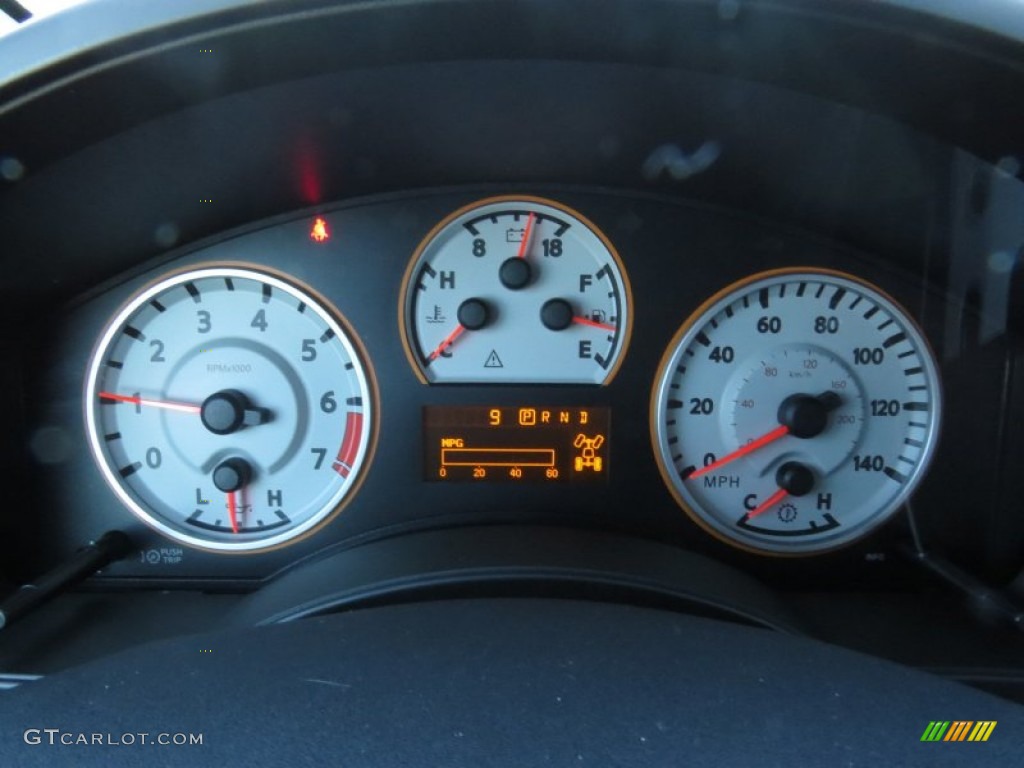 2014 Nissan Titan Pro-4X Crew Cab 4x4 Gauges Photo #89388312