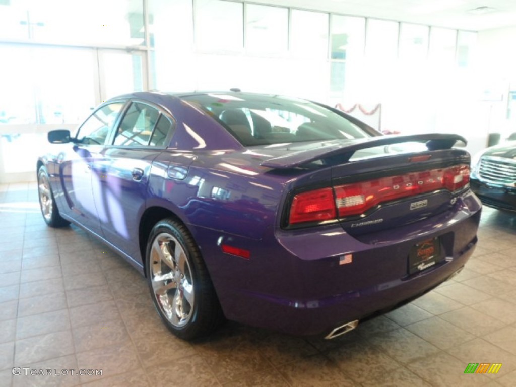2014 Charger R/T - Plum Crazy Pearl / Black photo #6