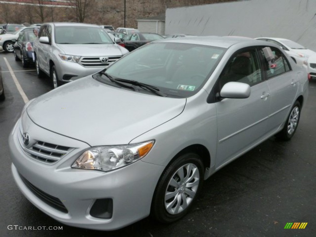 Classic Silver Metallic 2013 Toyota Corolla LE Exterior Photo #89390952