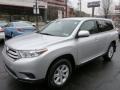 2013 Classic Silver Metallic Toyota Highlander V6 4WD  photo #3