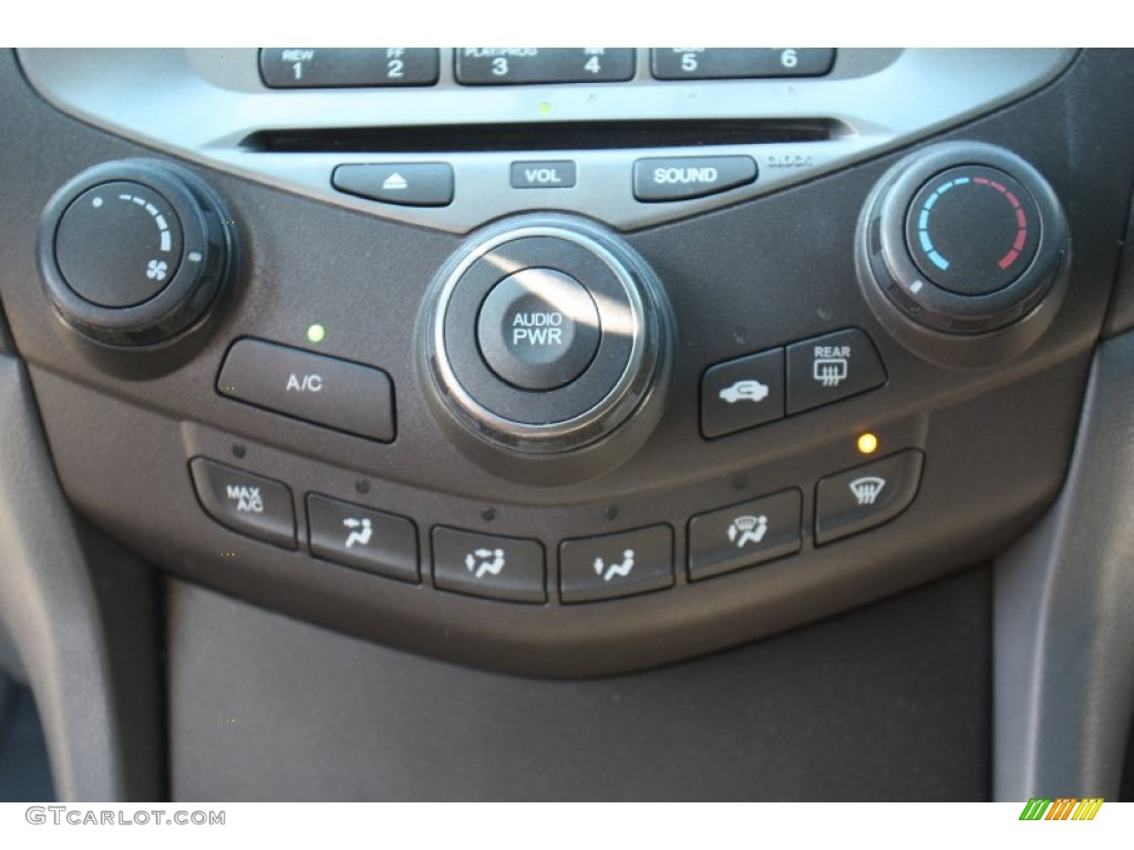 2007 Honda Accord LX Coupe Controls Photos