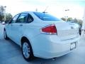 White Suede - Focus SEL Sedan Photo No. 2