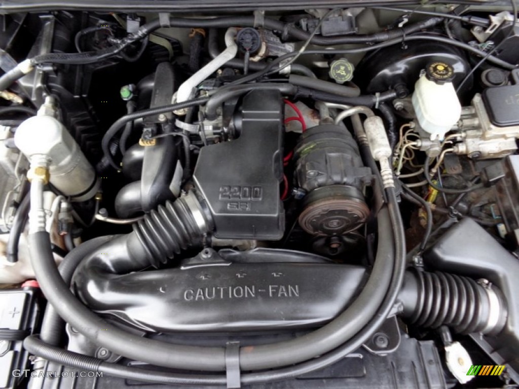 1998 Chevrolet S10 LS Regular Cab 2.2 Liter OHV 8-Valve 4 Cylinder Engine Photo #89397861