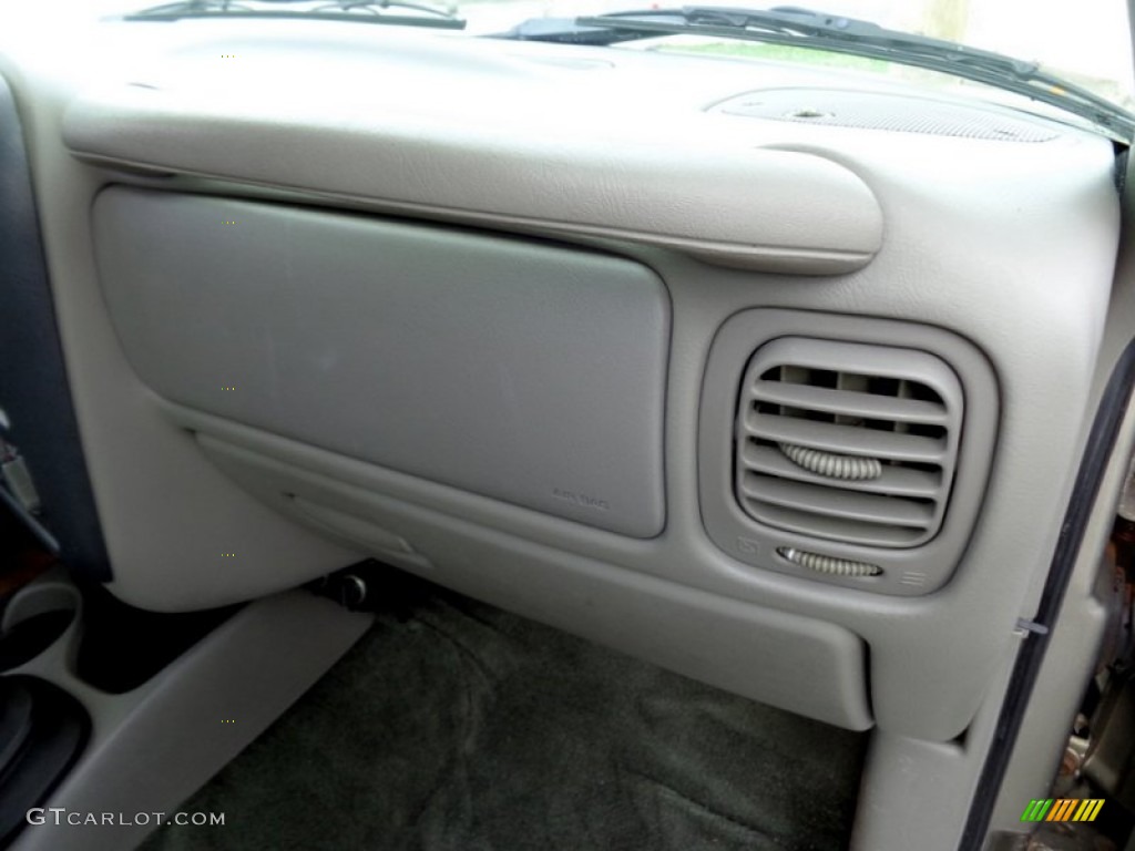 1998 S10 LS Regular Cab - Pewter Metallic / Beige photo #29
