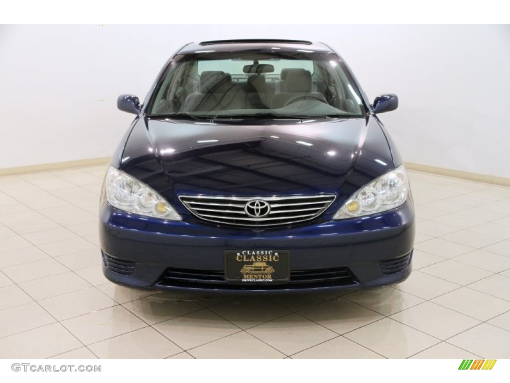2006 Camry LE - Indigo Ink Pearl / Stone Gray photo #2