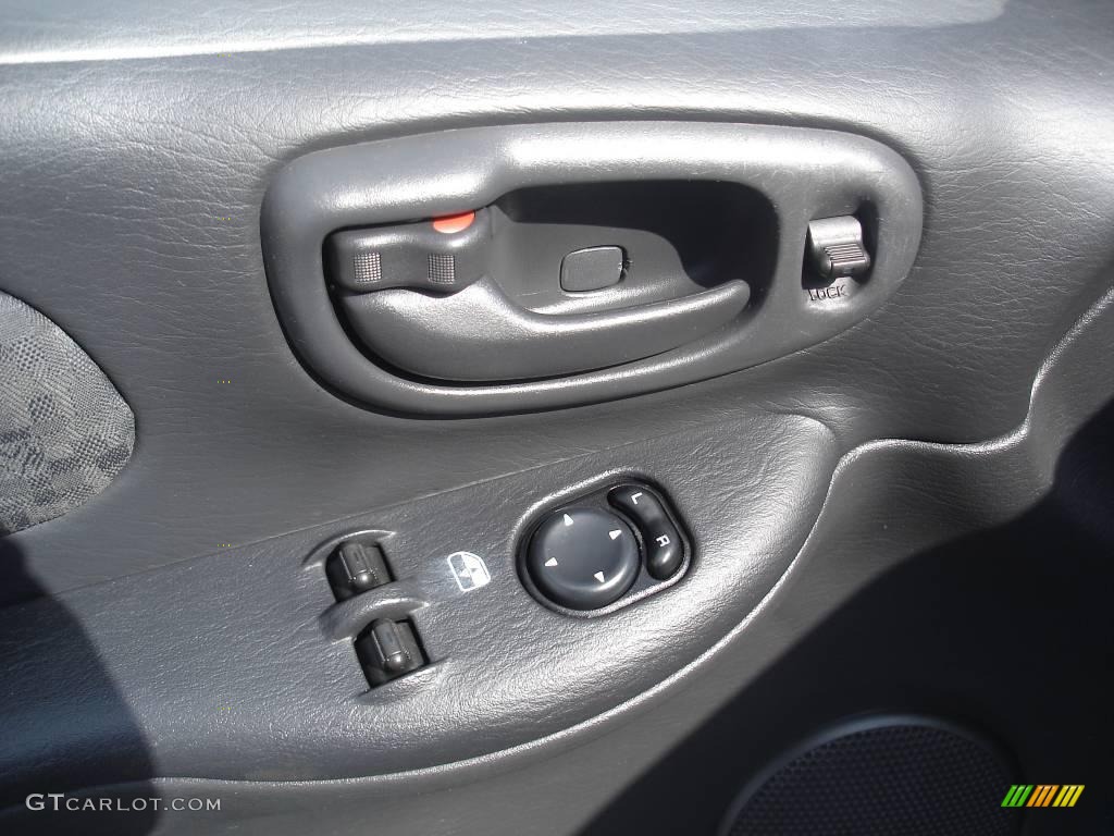 2002 Neon SXT - Atlantic Blue Pearl / Dark Slate Gray photo #21
