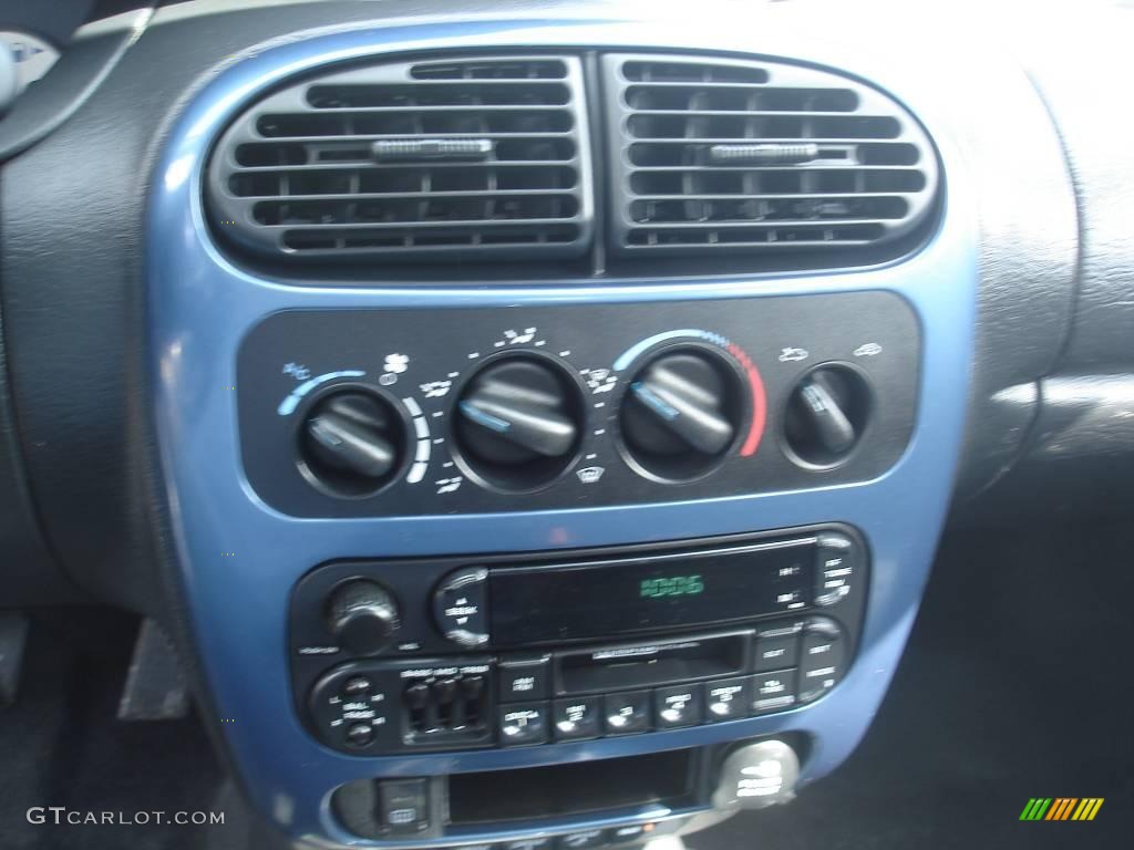 2002 Neon SXT - Atlantic Blue Pearl / Dark Slate Gray photo #22