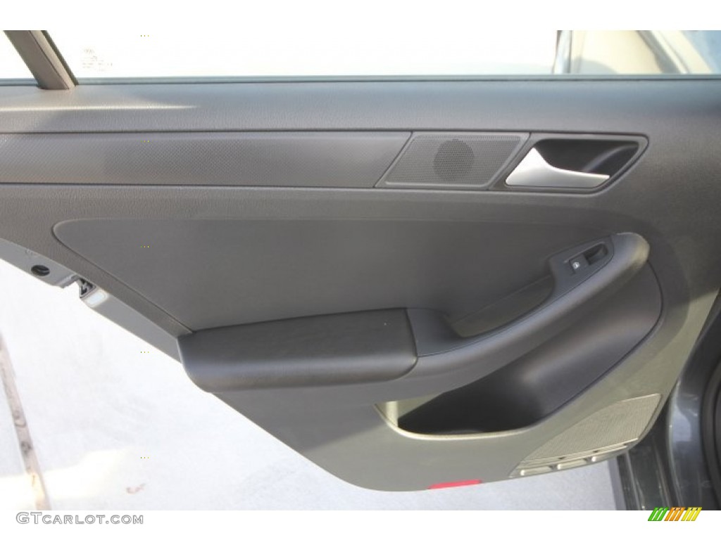 2014 Jetta S Sedan - Platinum Gray Metallic / Titan Black photo #17