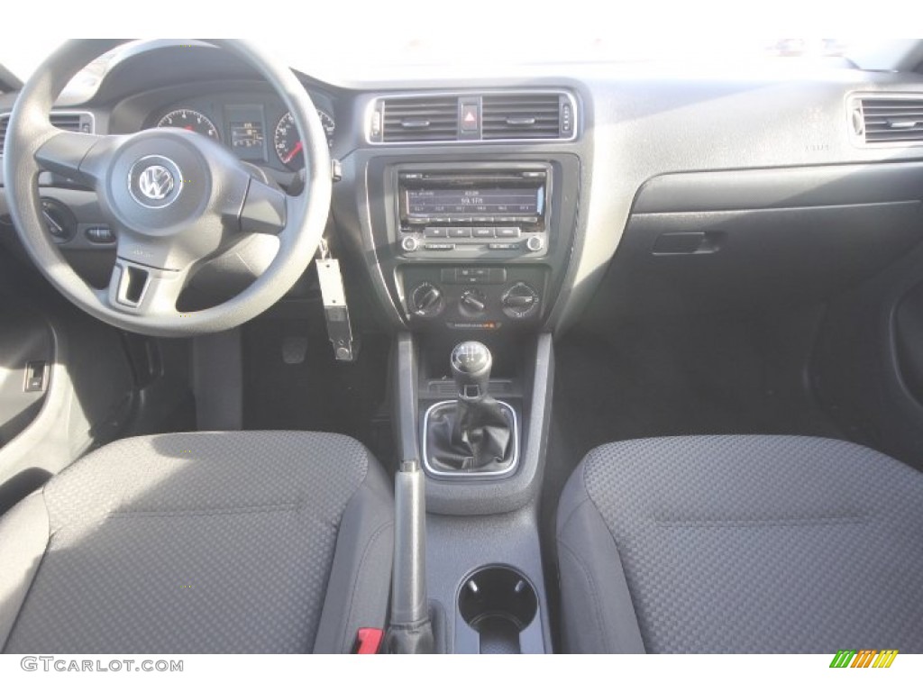 2014 Jetta S Sedan - Platinum Gray Metallic / Titan Black photo #19