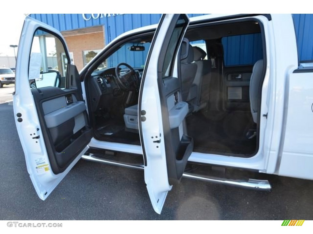 2014 F150 XLT SuperCrew - Oxford White / Steel Grey photo #10