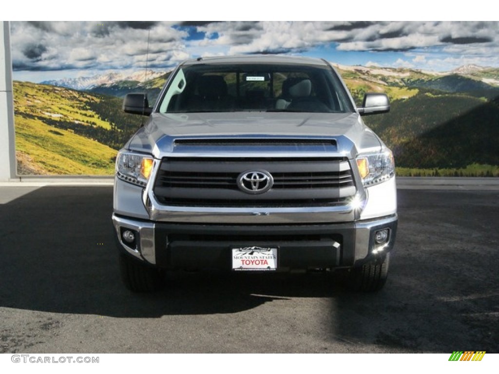 2014 Tundra SR5 Double Cab 4x4 - Silver Sky Metallic / Graphite photo #2