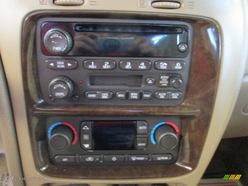 2004 Buick Rainier CXL AWD Controls Photos