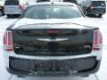 Gloss Black - 300 C AWD Photo No. 4